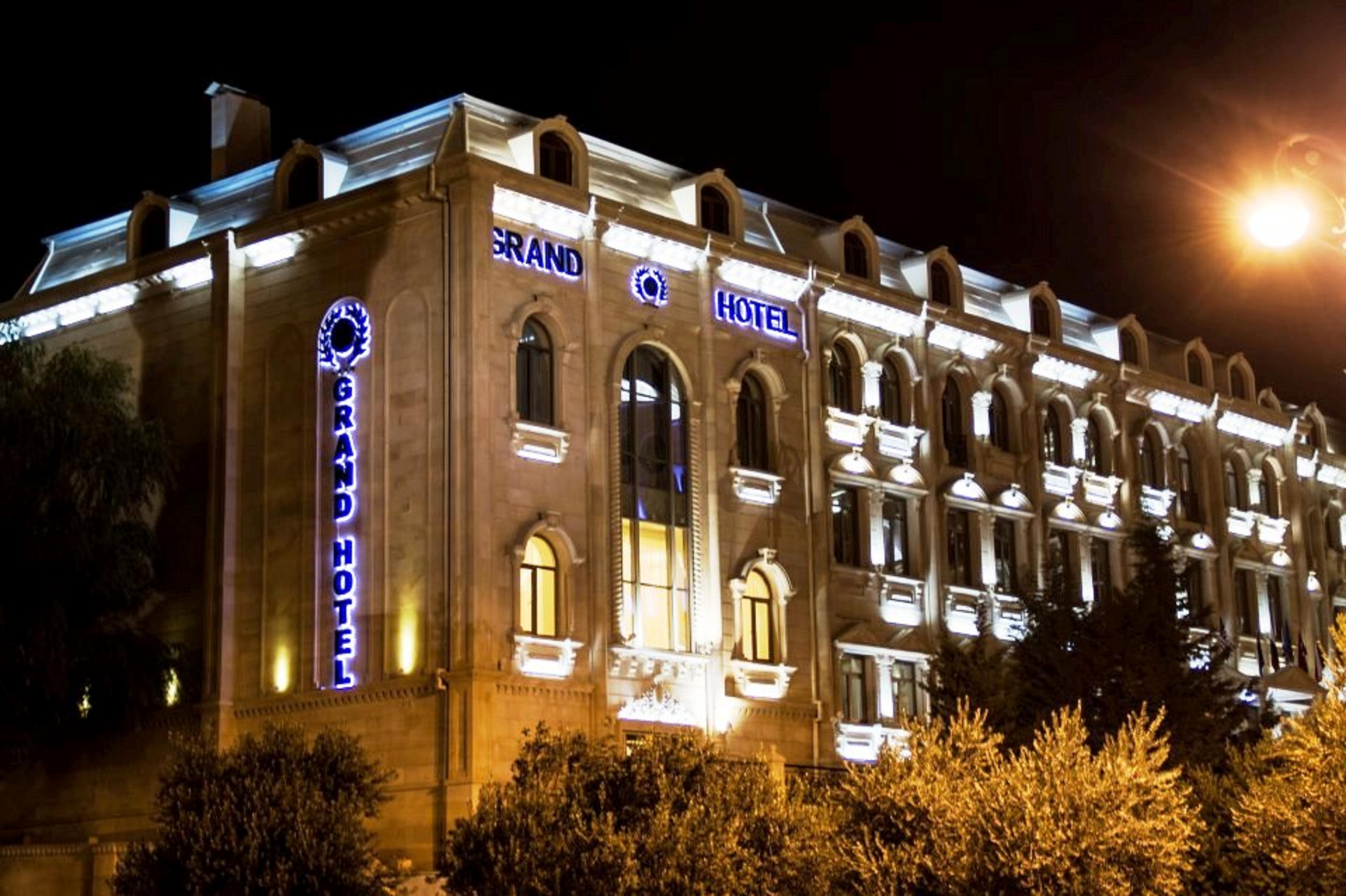 Grand Hotel Baku Exterior foto